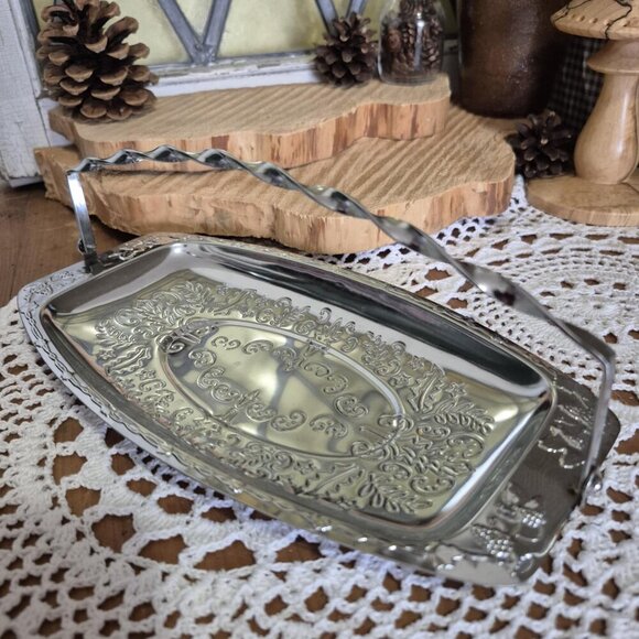 Set of 2 Vintage Silver-toned Butter Dishs with Folding Handles - Serving Tray - Picture 1 of 10